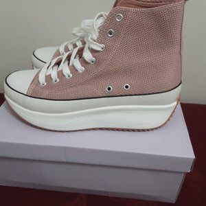 Madden Girl High Top Platform  Sneaker. Sz 9